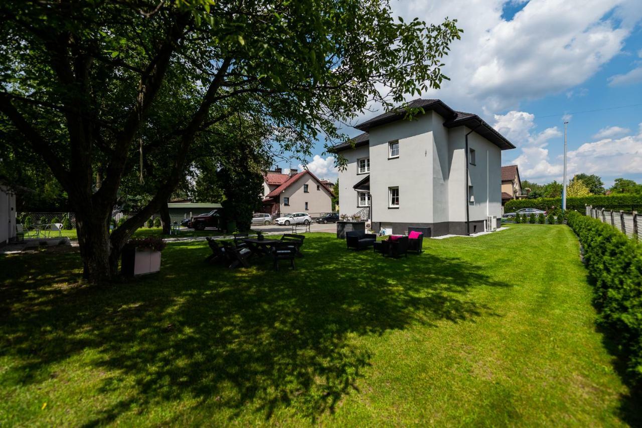 Lu Apartments Oswiecim Luaran gambar